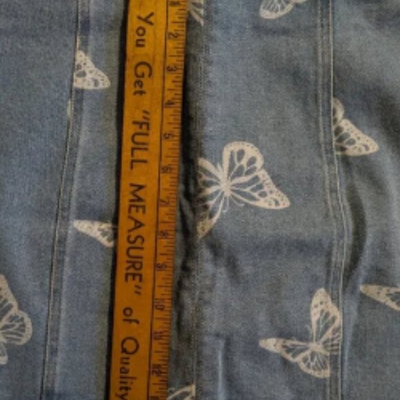 TinsleTown High Waisted Butterfly Print Shorts NWT - Picture 7 of 8
